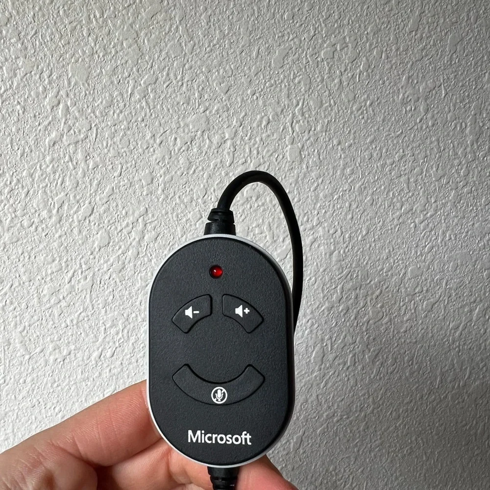 New- Open Box - Microsoft lifechat lx-3000 headset- over ear with microphone